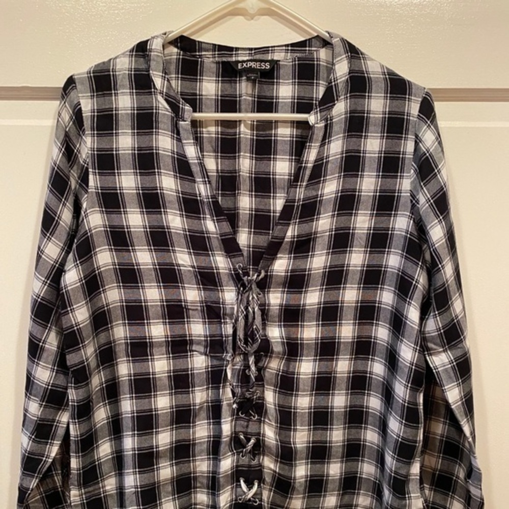 Express black and white plaid shirt size small
